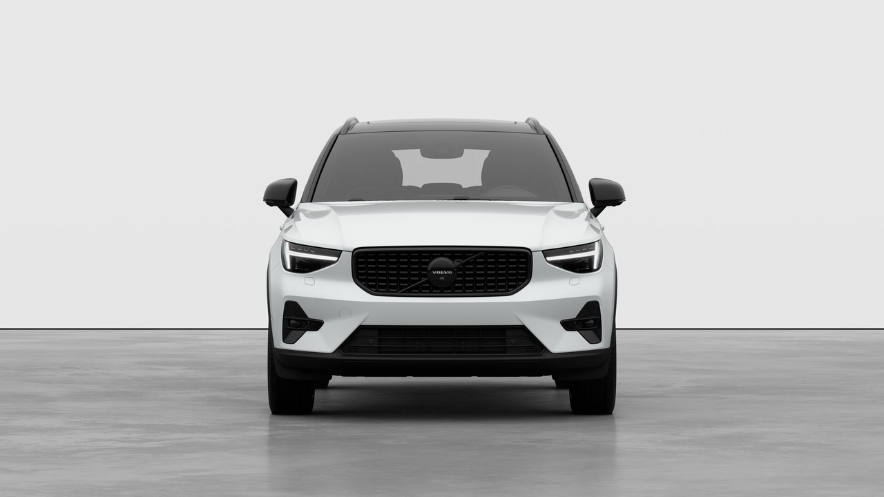 2026 Volvo XC40 Ultra Black Edition-4