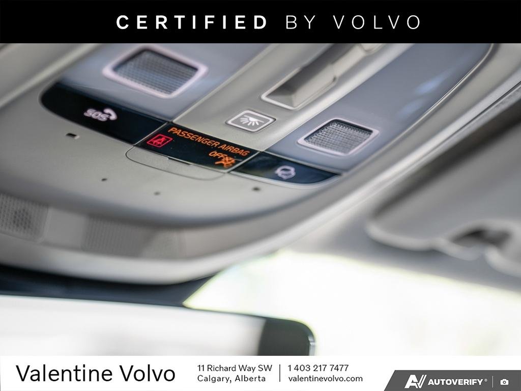 2026 Volvo XC40 Plus Dark Theme-21