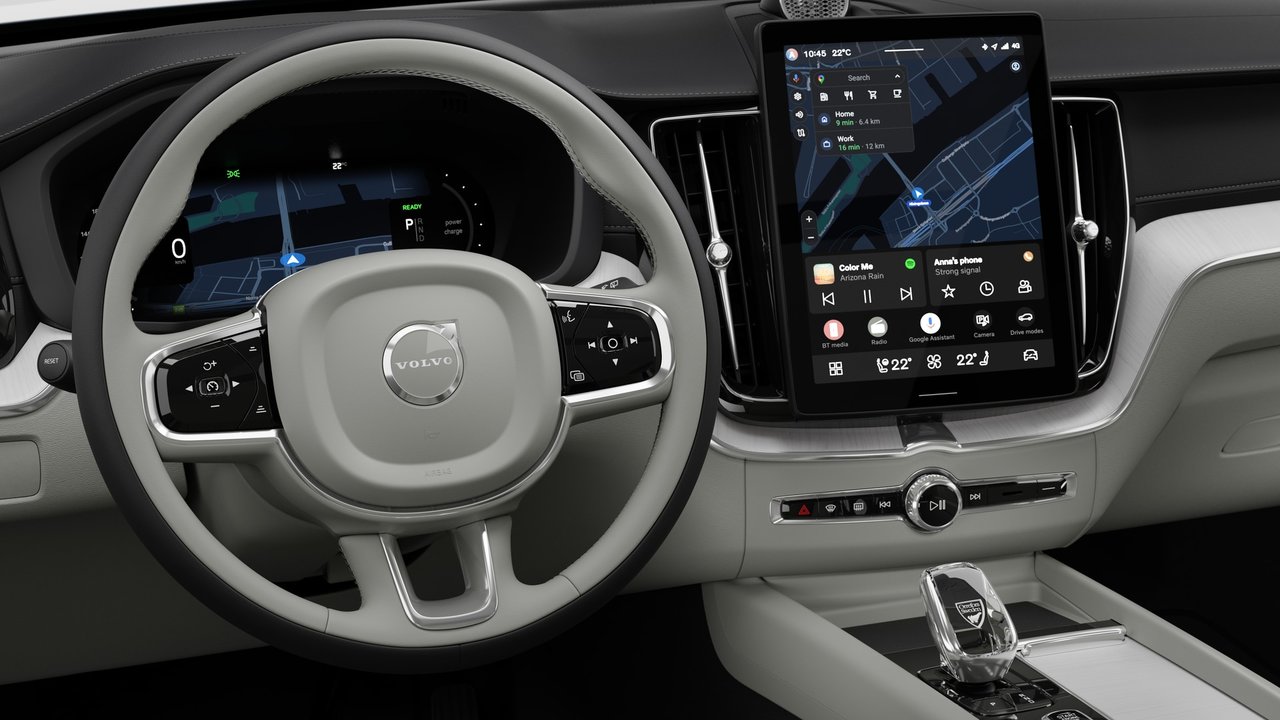 2027 Volvo XC60 Plug-in hybrid Ultra (Dark Theme)-13