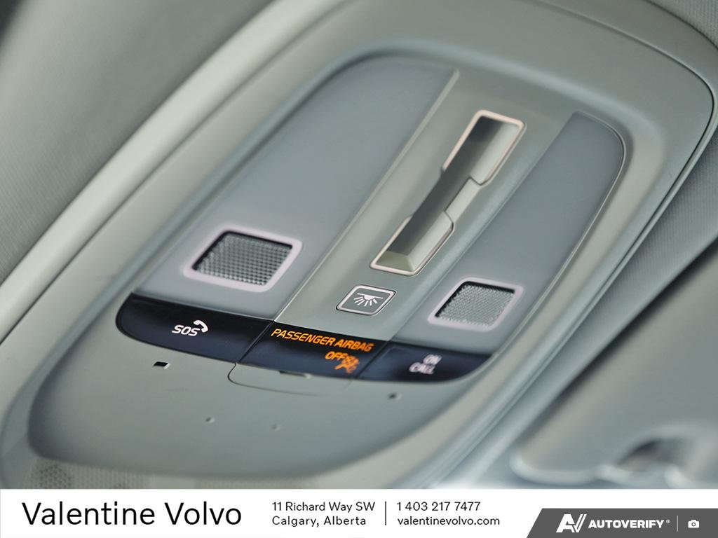 2022 Volvo XC60 Recharge Inscription-24