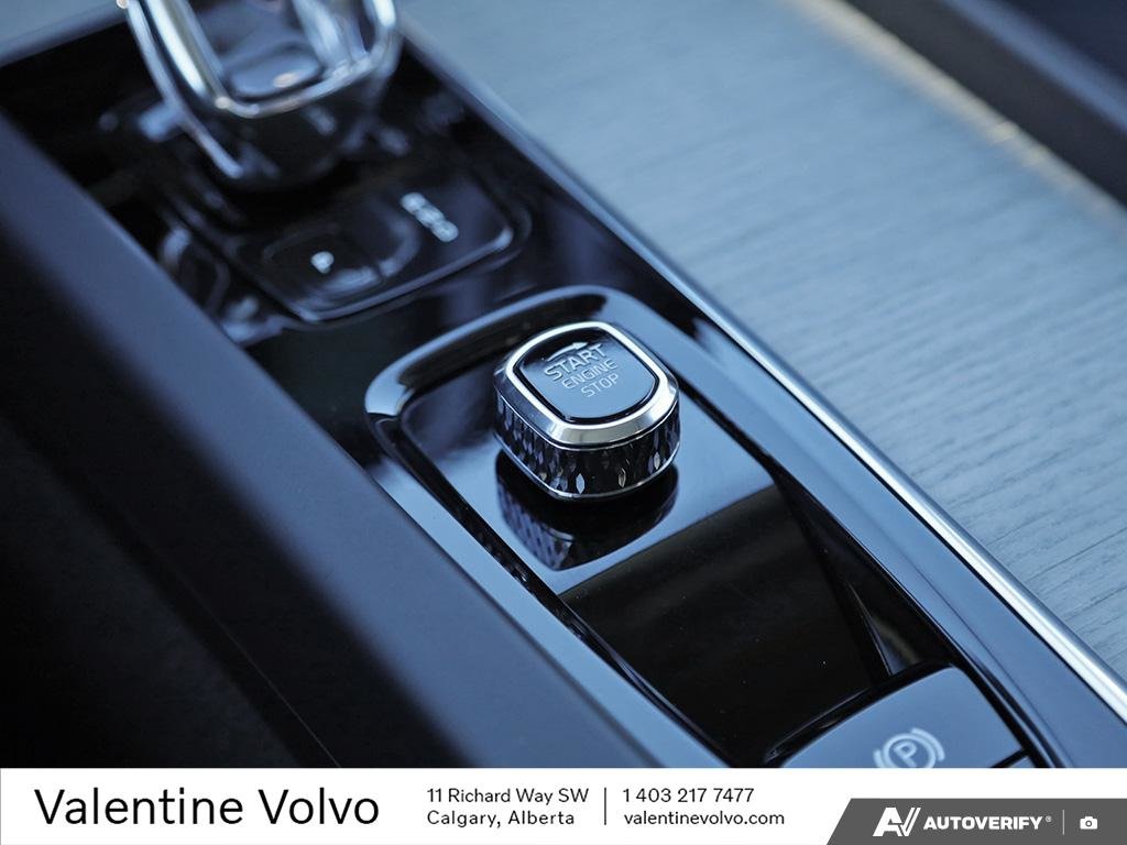 2022 Volvo XC60 Recharge Inscription-22