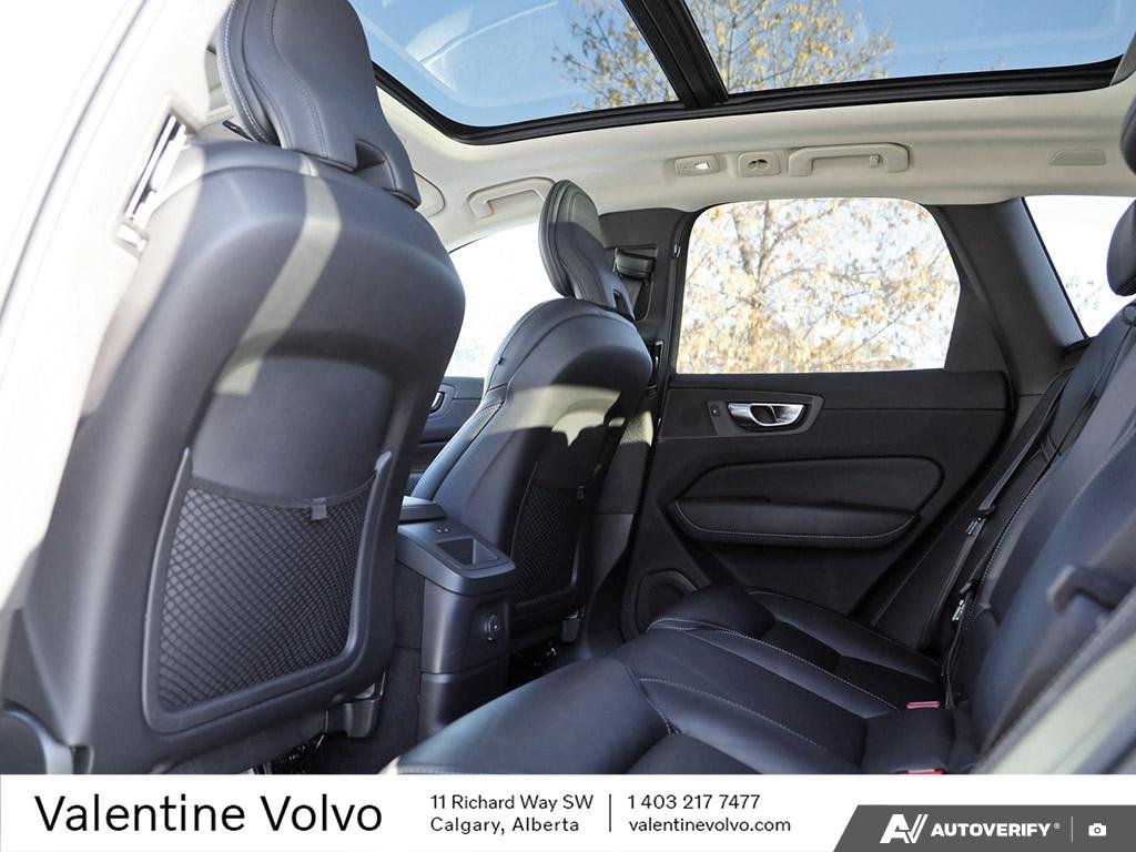 2022 Volvo XC60 Recharge Inscription-26