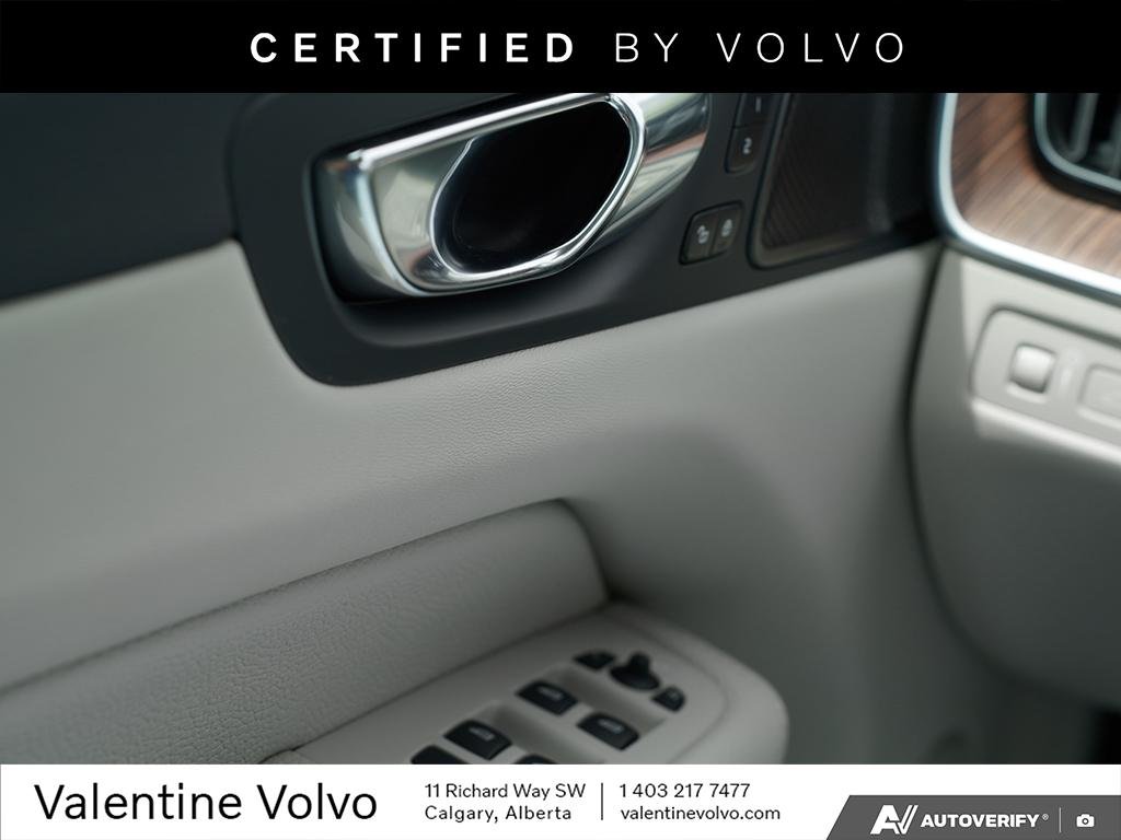 2022 Volvo XC60 Recharge Inscription Expression-16