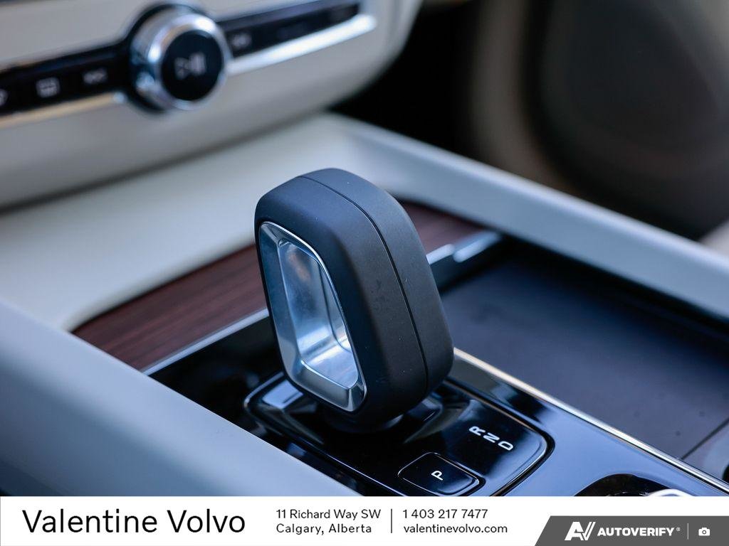 2022 Volvo XC60 Momentum-18