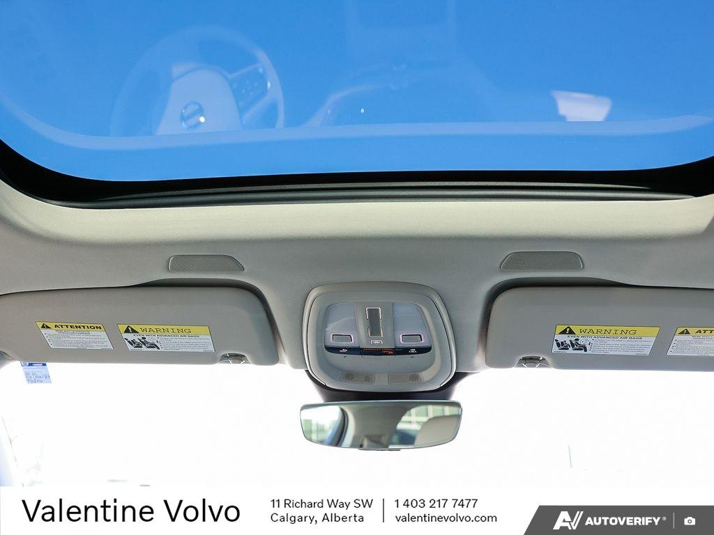 2022 Volvo XC60 Momentum-24