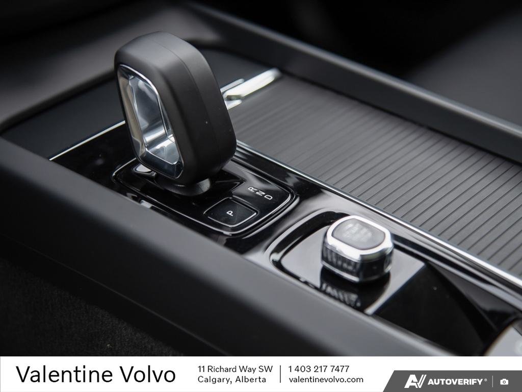 2023 Volvo XC60 Core-18