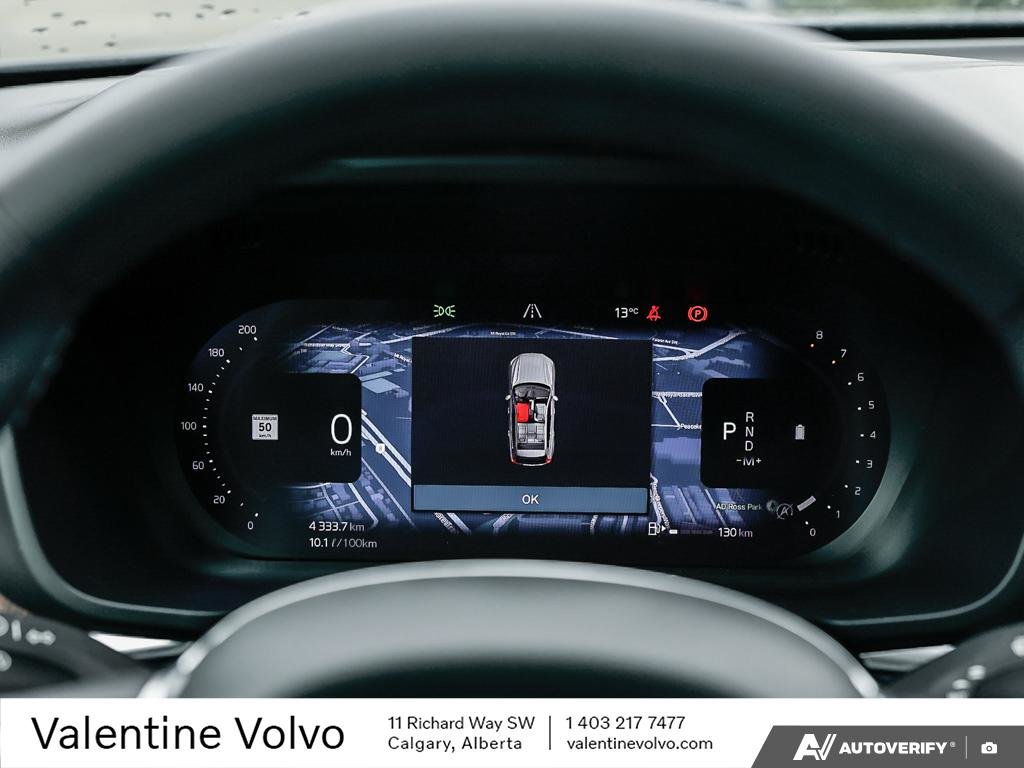 2023 Volvo XC60 Ultimate Dark Theme-14