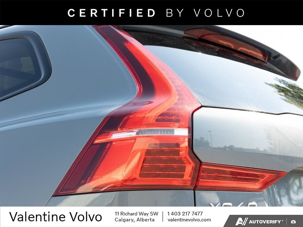 2023 Volvo XC60 Ultimate Dark Theme-6