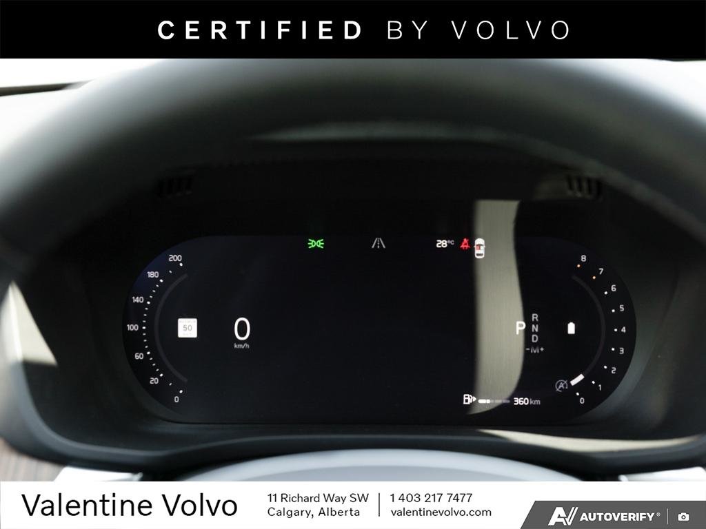 2023 Volvo XC60 Ultimate Dark Theme-14