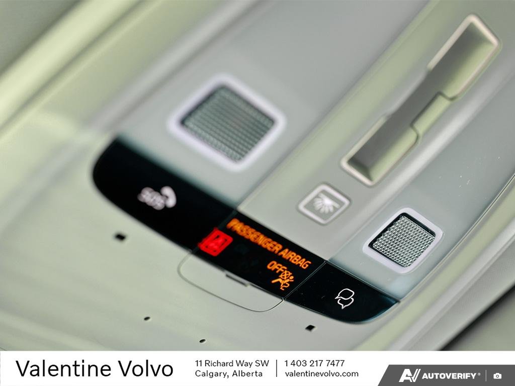2024 Volvo XC60 Plus Dark Theme-21