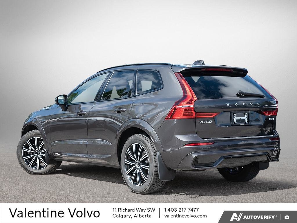 2024 Volvo XC60 Ultimate Dark Theme-3