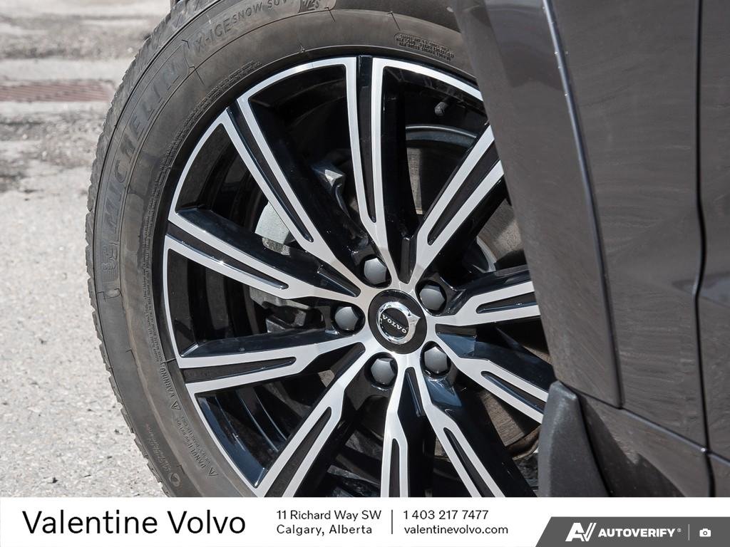 2024 Volvo XC60 Ultimate Dark Theme-5