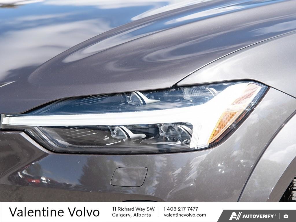 2024 Volvo XC60 Ultimate Dark Theme-9