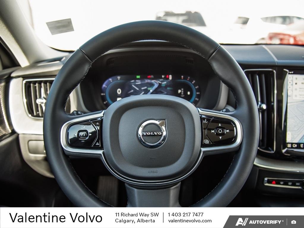 2025 Volvo XC60 Plus Dark Theme-13