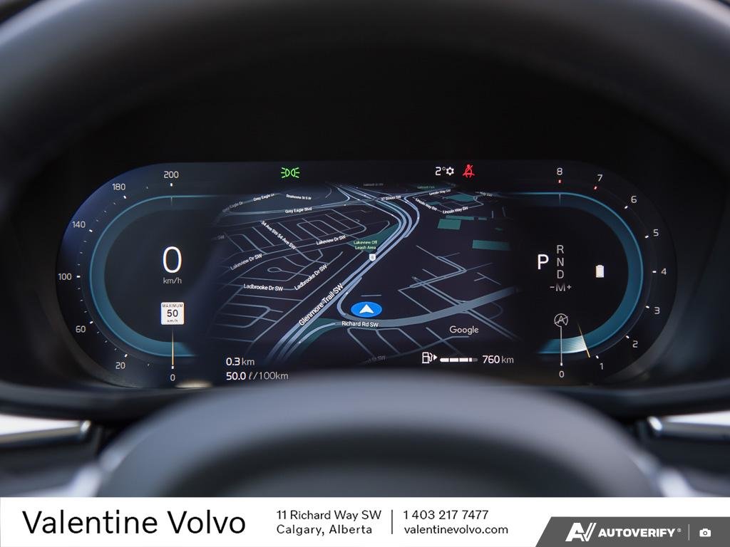 2025 Volvo XC60 Core Dark Theme-14