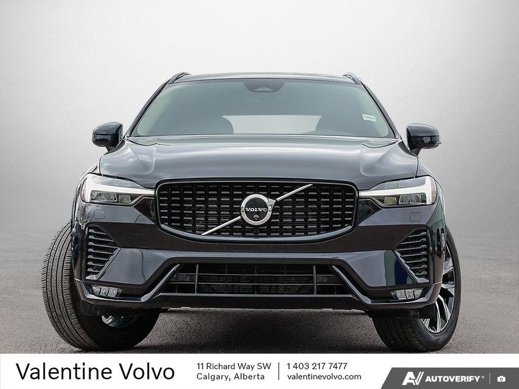 2025 Volvo XC60 Plus Dark Theme-1