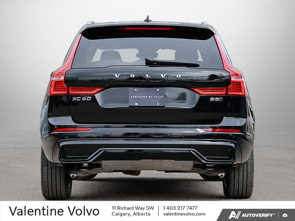 2025 Volvo XC60 Plus Dark Theme-4