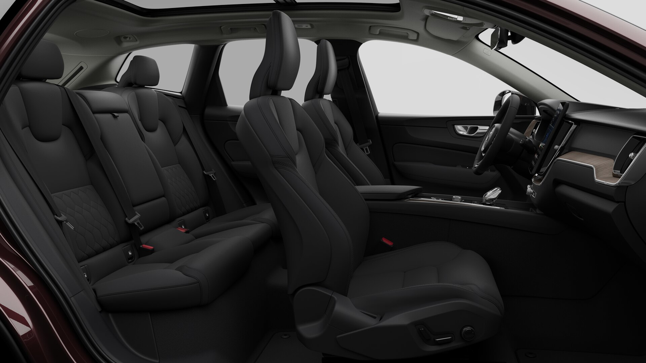 2026 Volvo XC60 Plus-12
