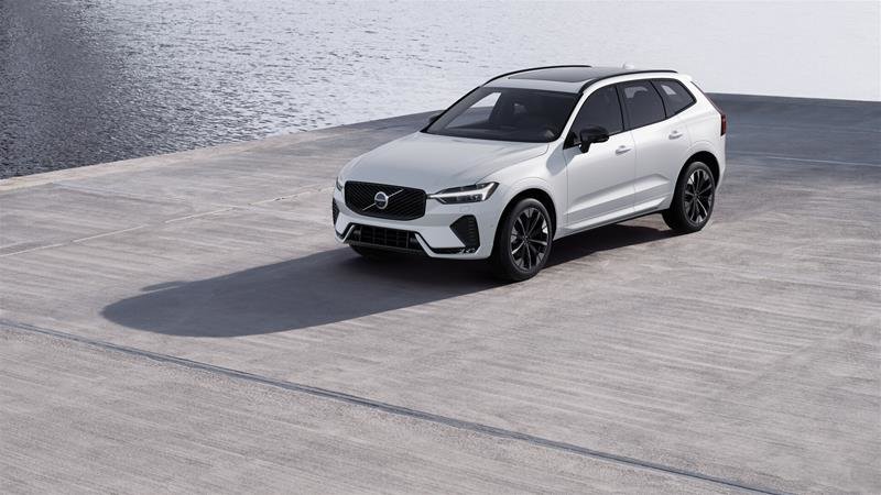 2026 Volvo XC60 Plus-1