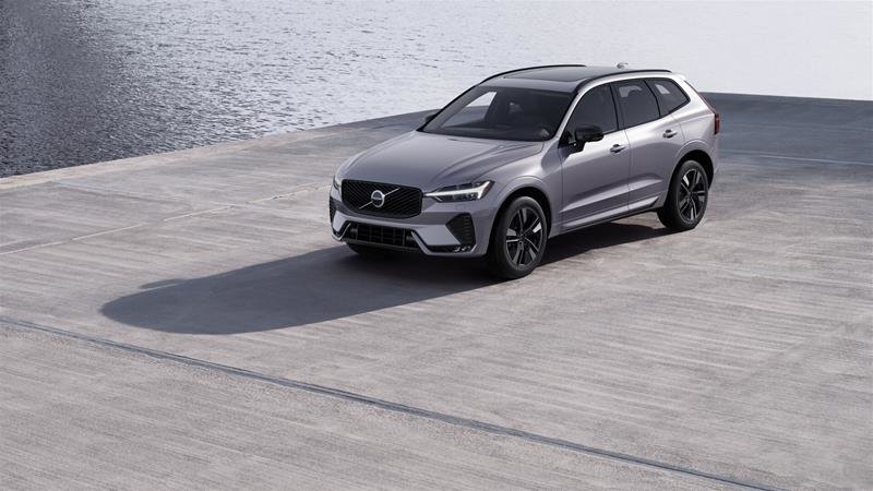 2026 Volvo XC60 Core Dark Theme-1