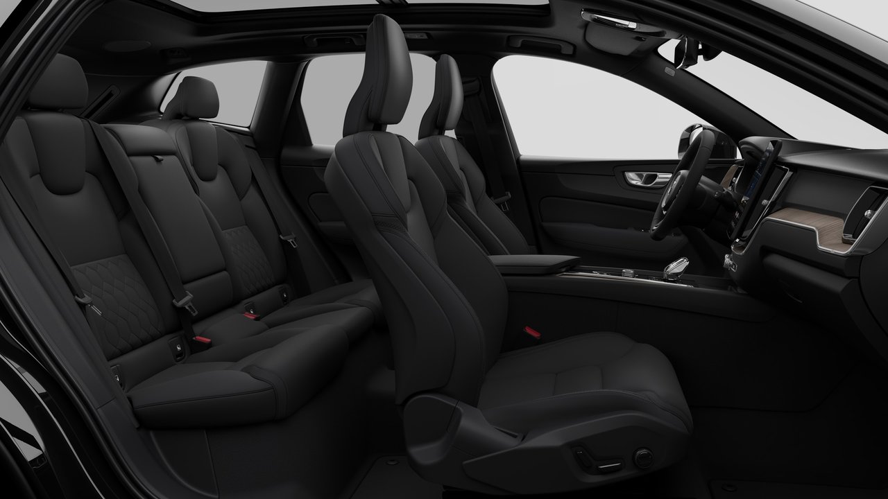 2026 Volvo XC60 Plus-12