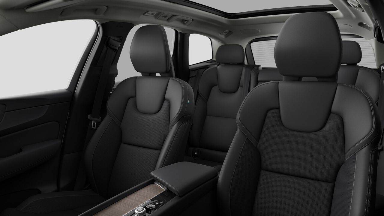 2027 Volvo XC60 Ultra (Dark Theme)-10