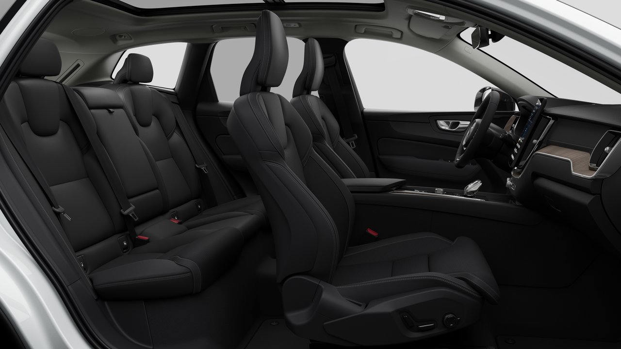2027 Volvo XC60 Ultra (Dark Theme)-11
