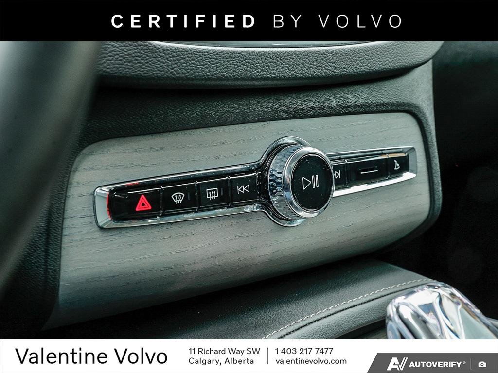 2025 Volvo XC90 Plug-In Hybrid Ultra Bright Theme-15