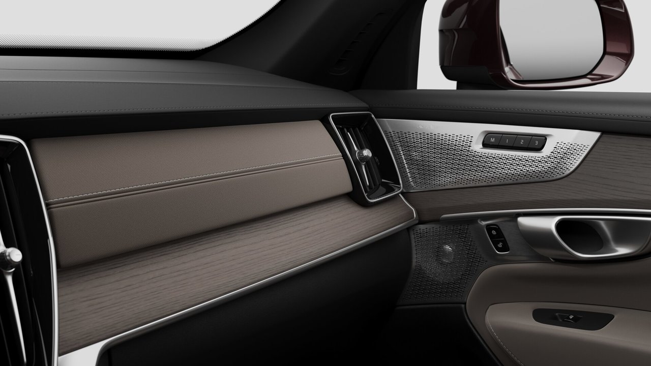 2026 Volvo XC90 Plug-in hybrid Ultra 7-Seater (Bright Theme)-8