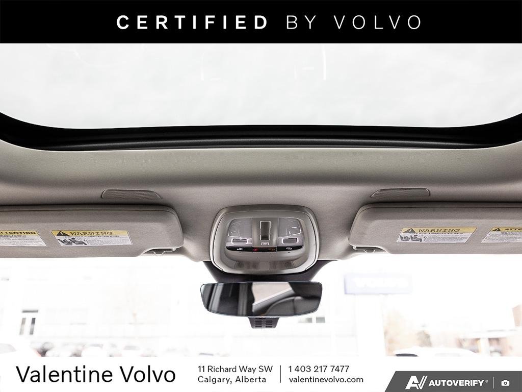 2024 Volvo XC90 Plug-In Hybrid Plus Bright Theme-24