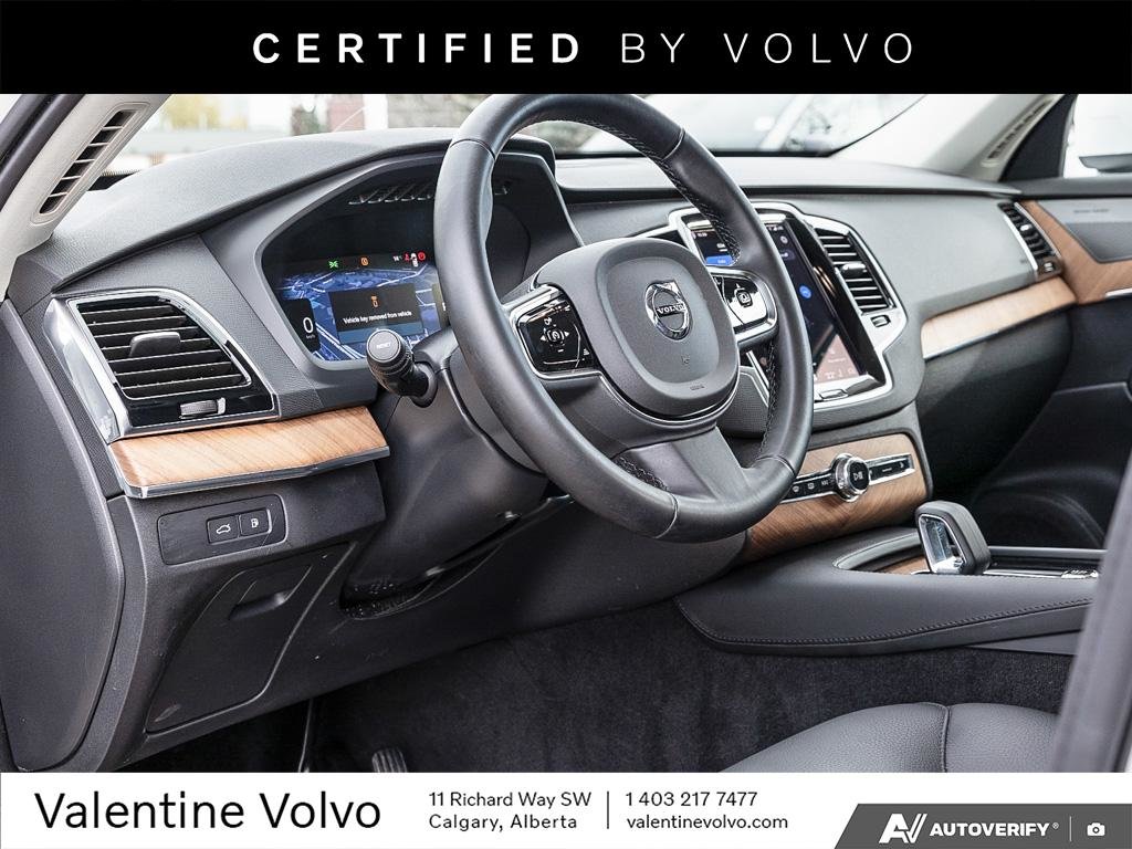 2024 Volvo XC90 Plug-In Hybrid Plus Bright Theme-12