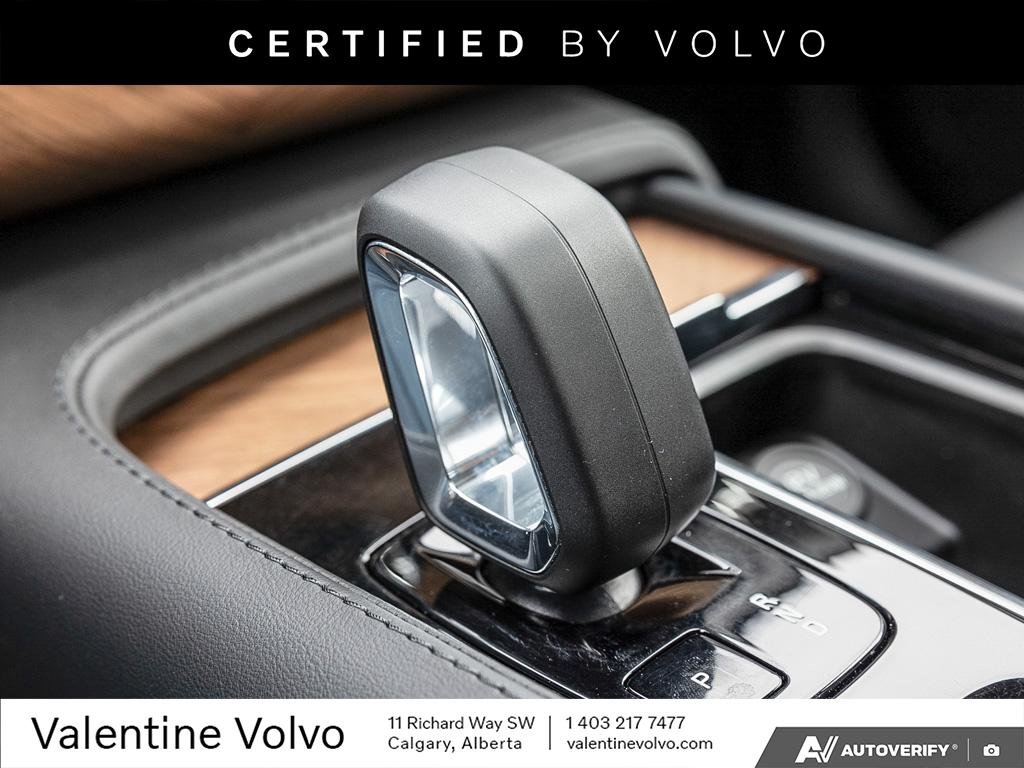 2024 Volvo XC90 Plug-In Hybrid Plus Bright Theme-18