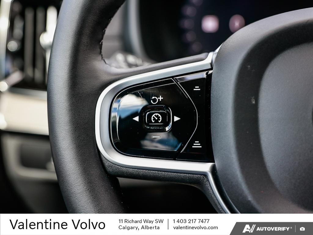 2025 Volvo XC90 Ultra Bright Theme-16