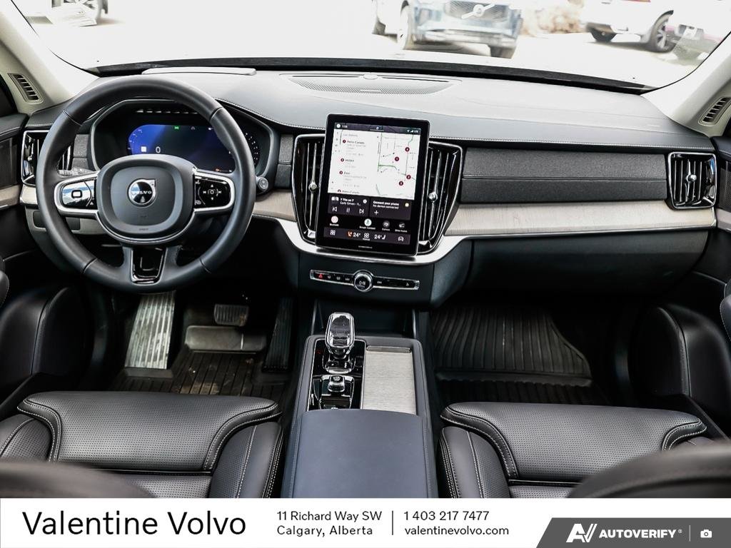 2025 Volvo XC90 Ultra Bright Theme-25