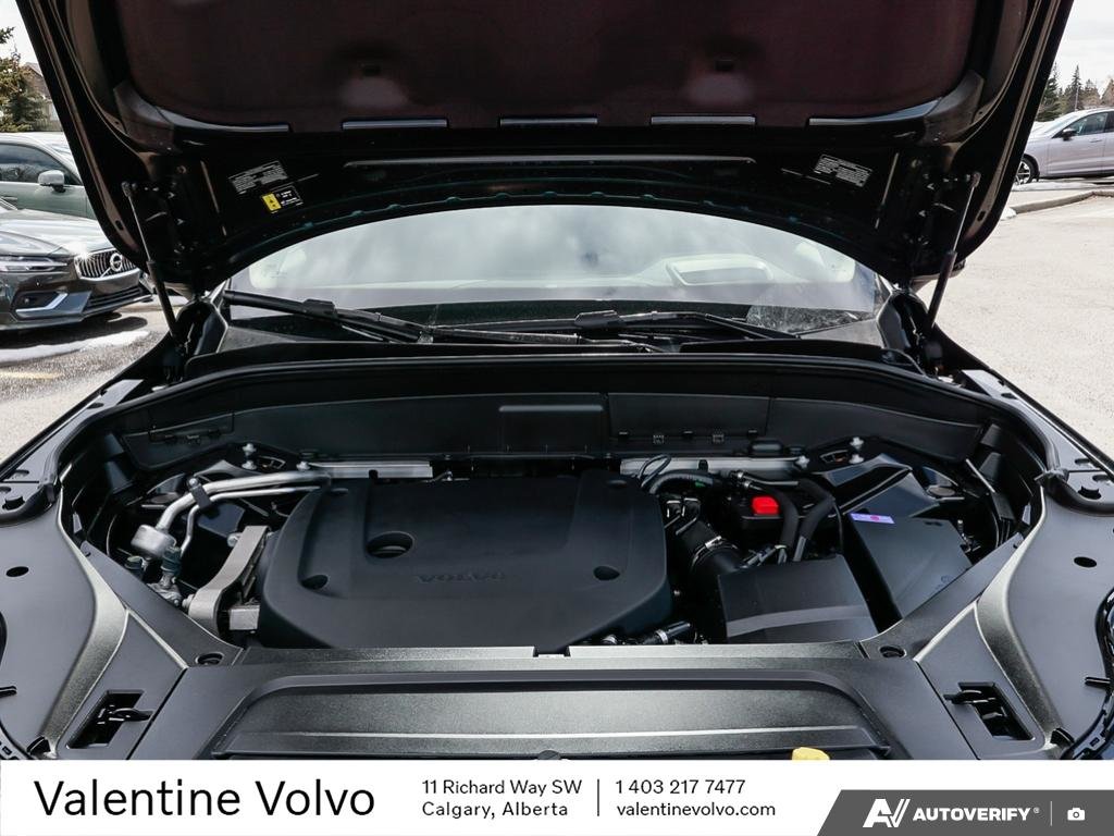 2025 Volvo XC90 Ultra Bright Theme-7