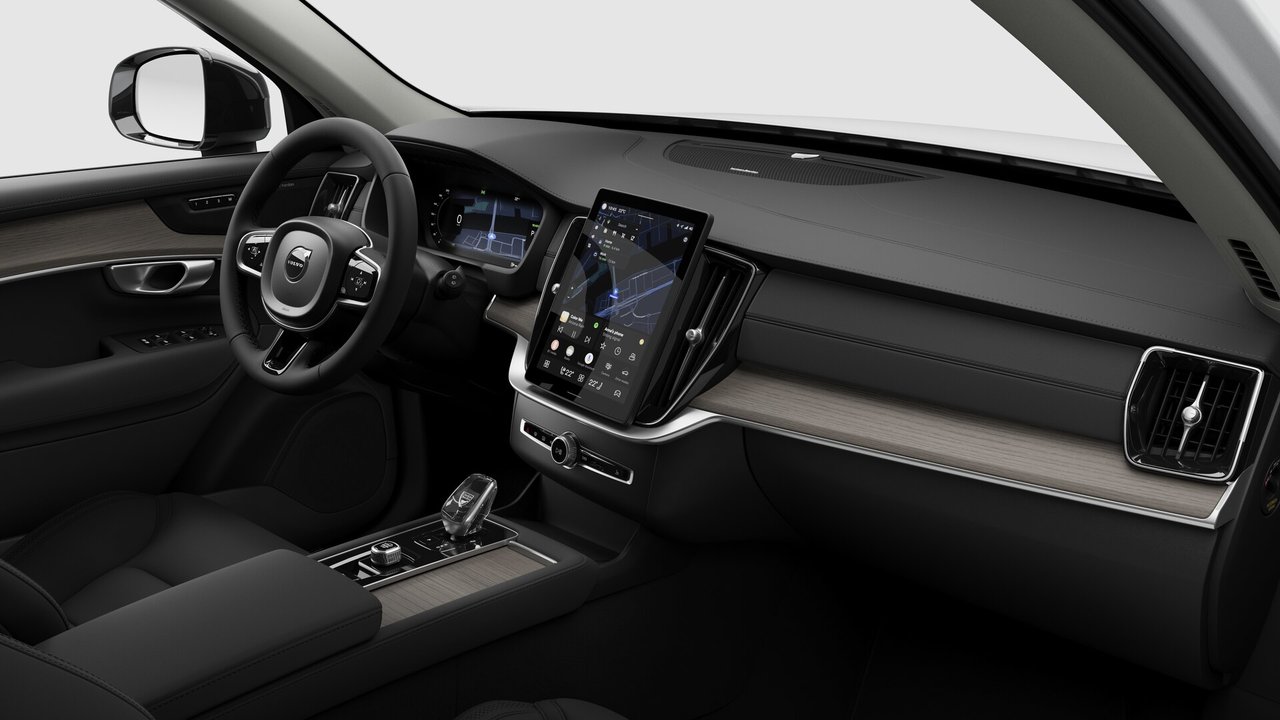 2026 Volvo XC90 Plus 7-Seater (Dark Theme)-9