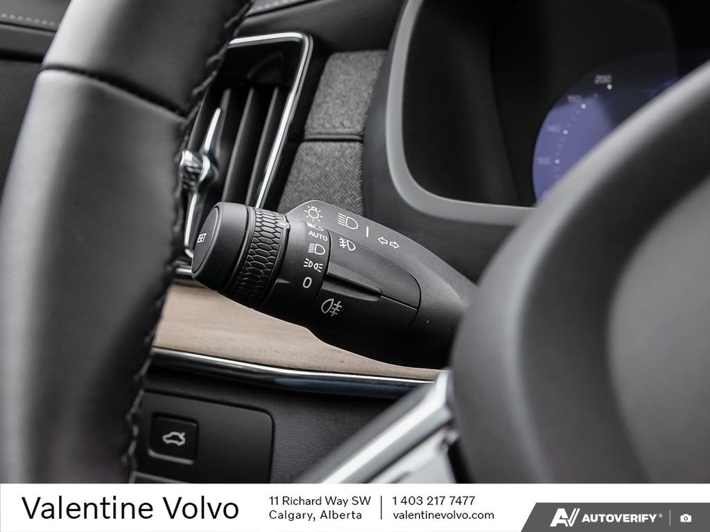 2026 Volvo XC90 Core Bright Theme-14