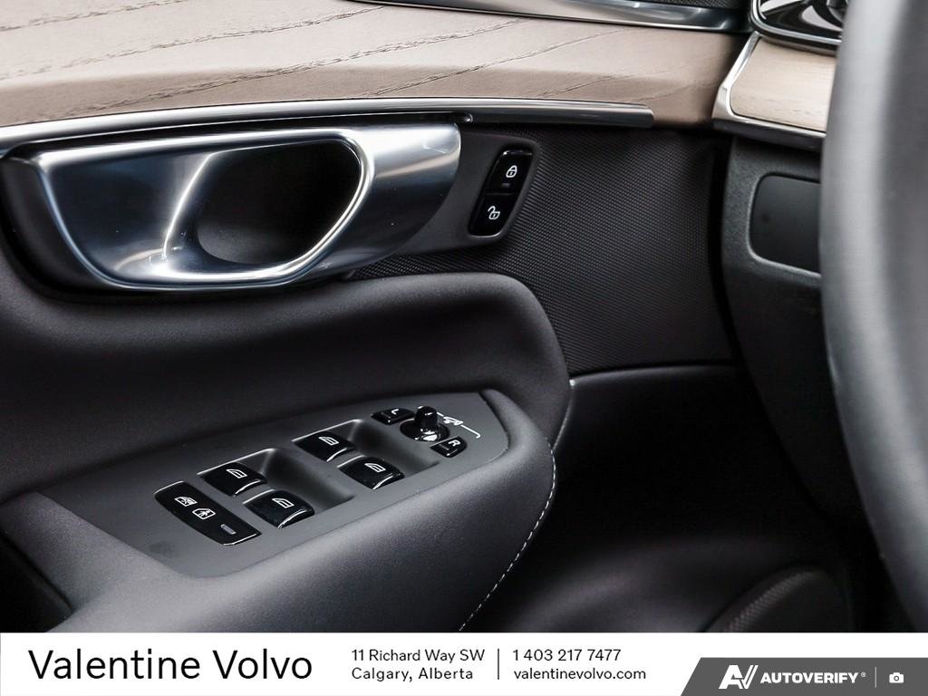 2026 Volvo XC90 Core Bright Theme-16