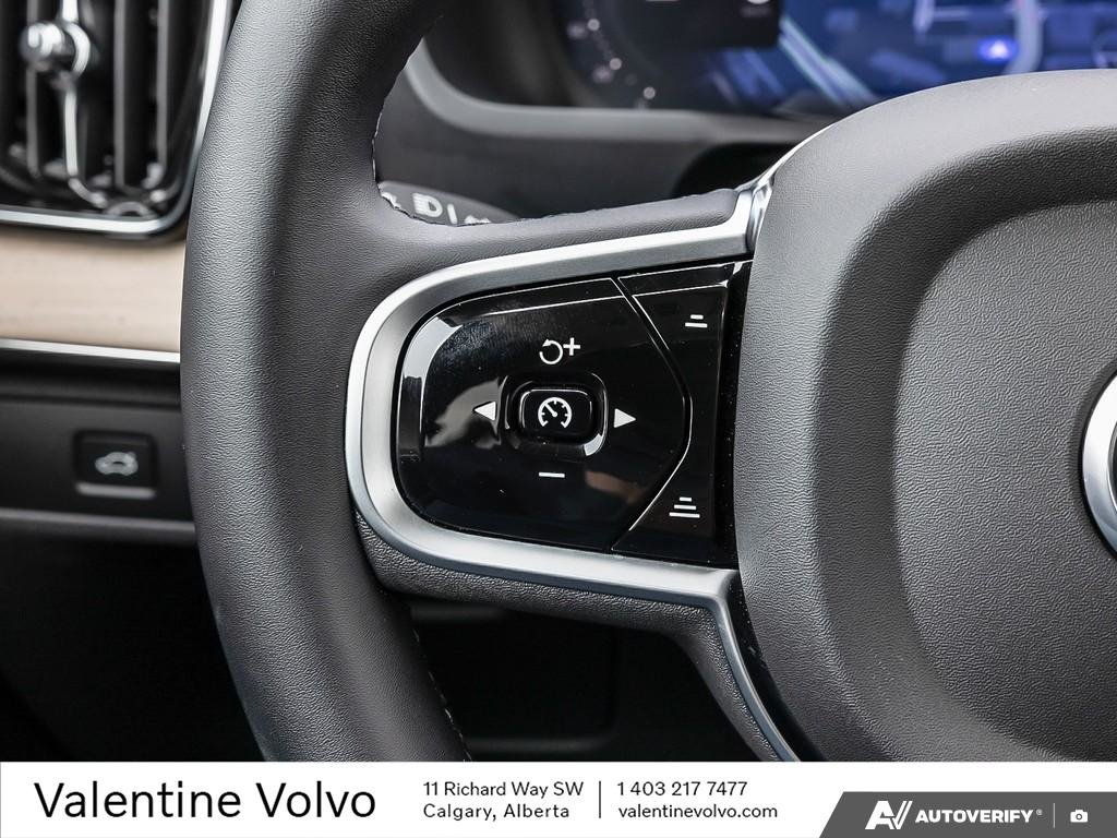 2026 Volvo XC90 Core Bright Theme-15