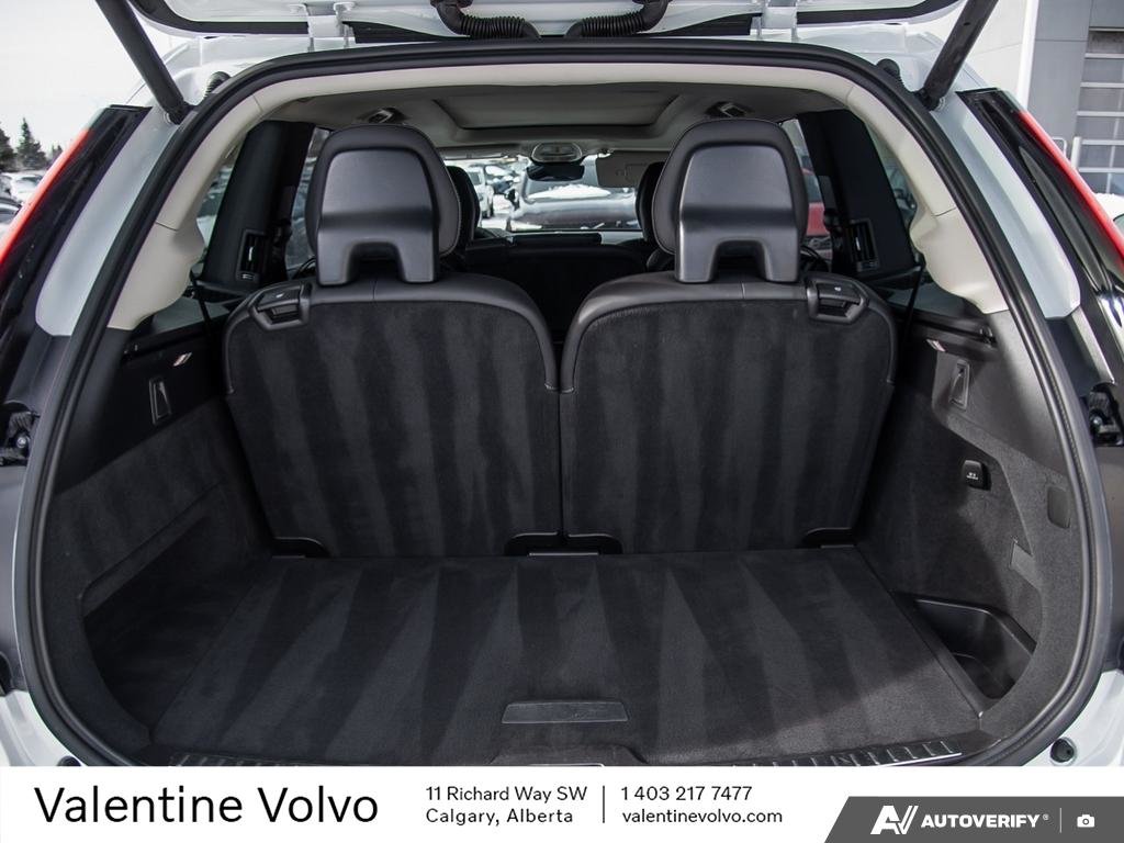 2026 Volvo XC90 Ultra Bright Theme-10