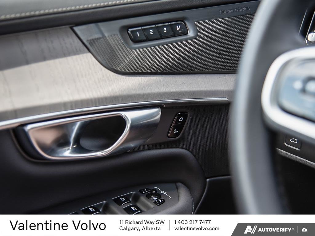 2026 Volvo XC90 Ultra Bright Theme-16