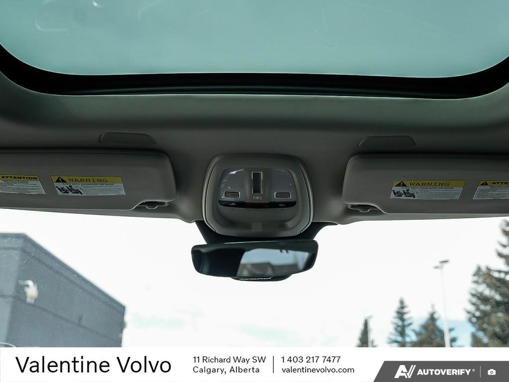 2026 Volvo XC90 Ultra Bright Theme-25