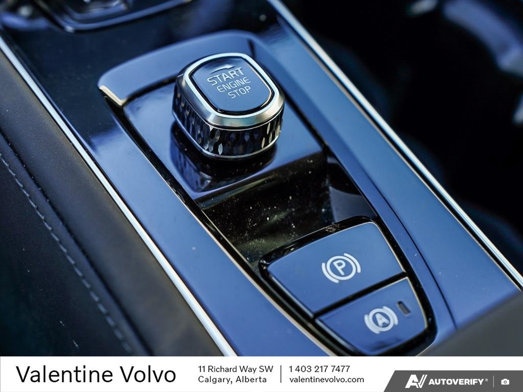 2026 Volvo XC90 Ultra Dark Theme-27