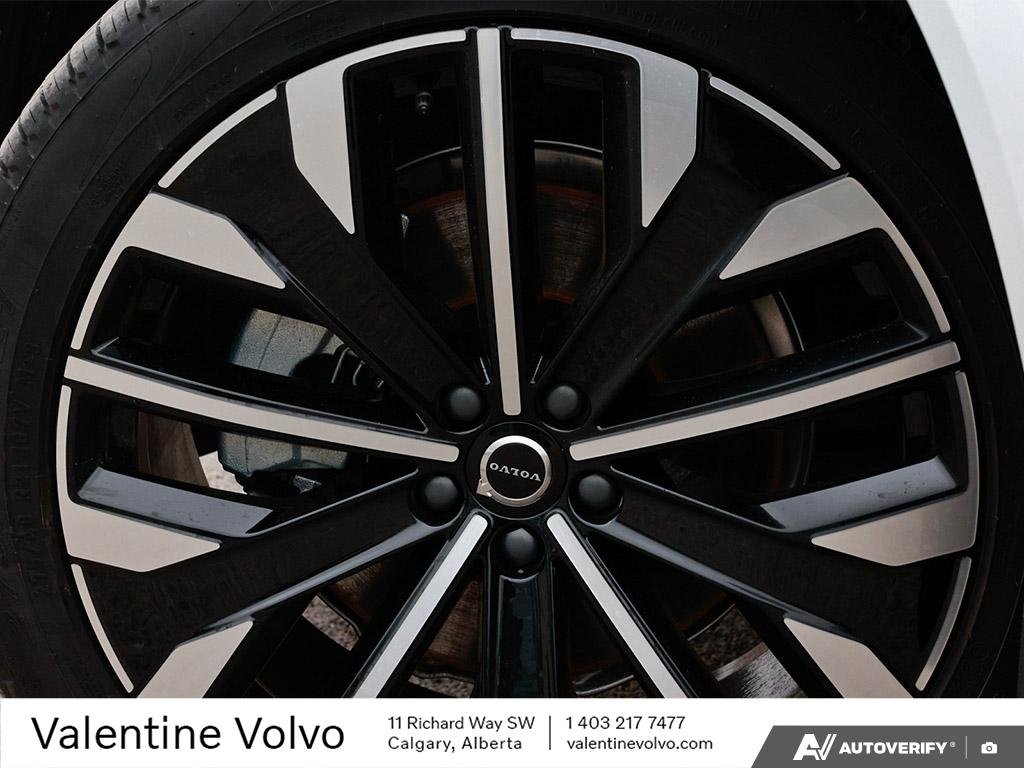 2026 Volvo XC90 Ultra Dark Theme-5