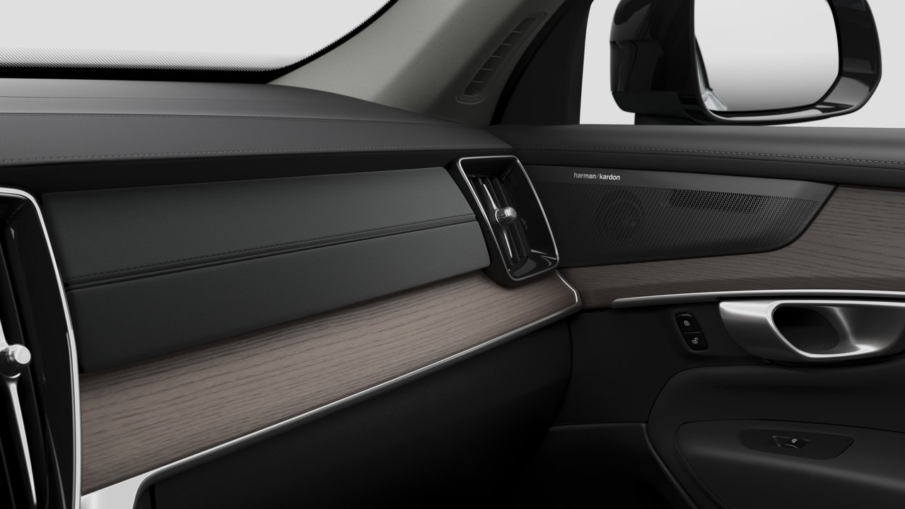2026 Volvo XC90 Plus 7-Seater (Dark Theme)-8