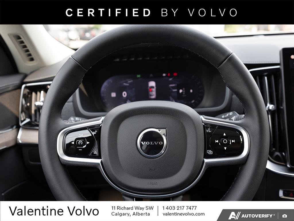 2026 Volvo XC90 Plus Dark Theme-13