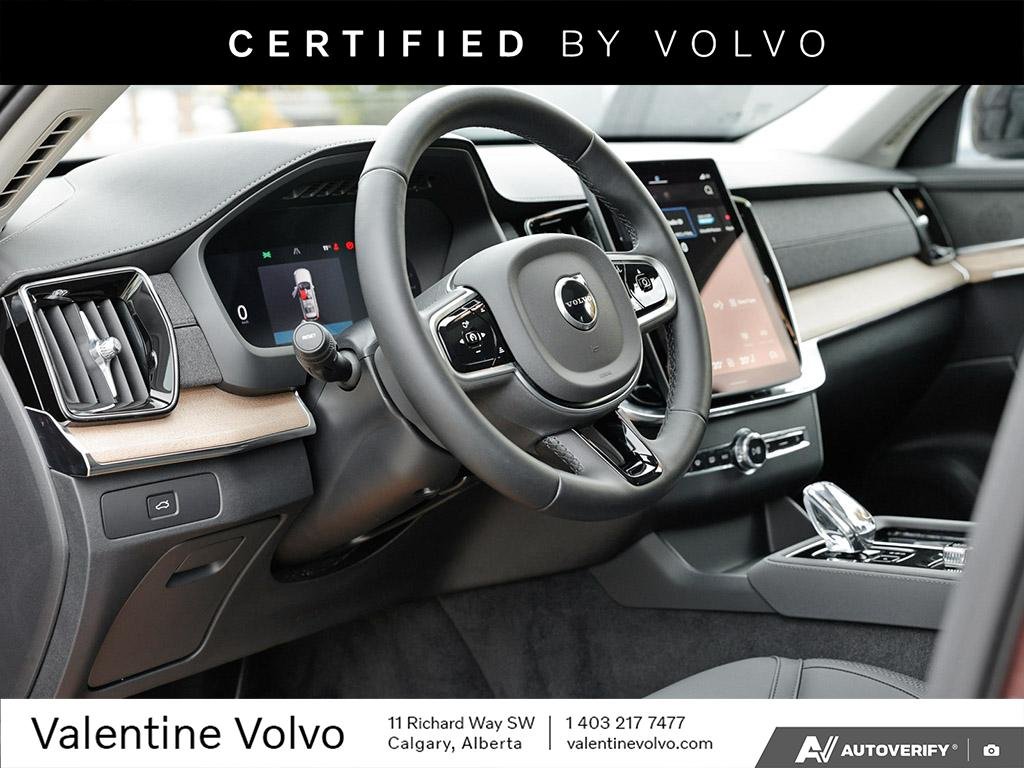 2026 Volvo XC90 Plus Dark Theme-12