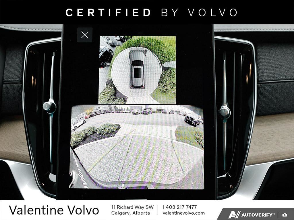 2026 Volvo XC90 Plus Dark Theme-21