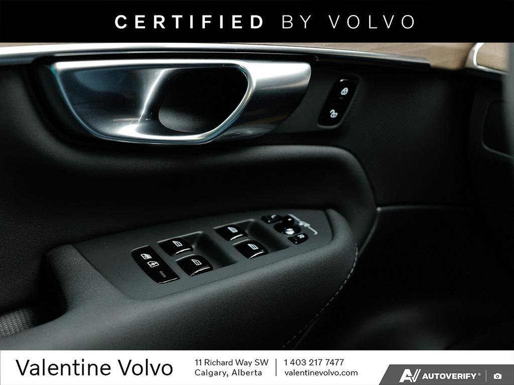 2026 Volvo XC90 Plus Dark Theme-17