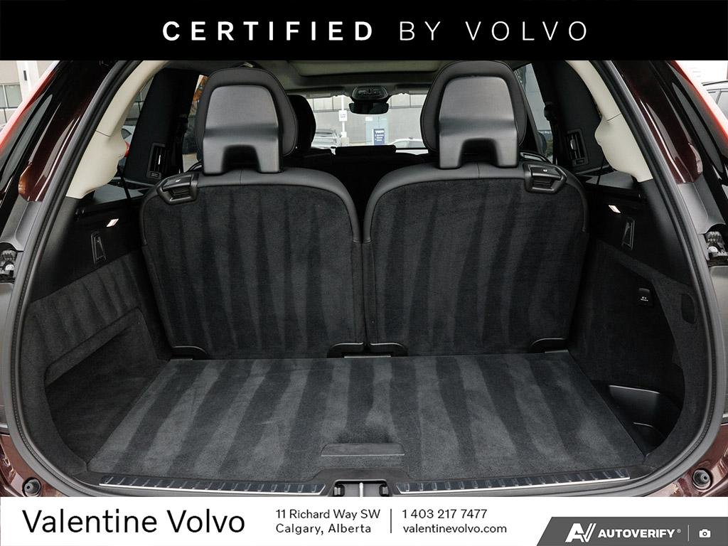 2026 Volvo XC90 Plus Dark Theme-5